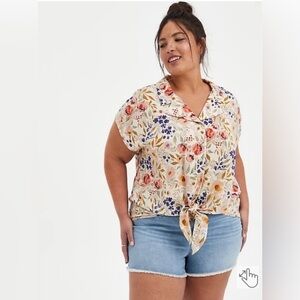 TORRID Floral Challis Dolman Tie
Front Blouse